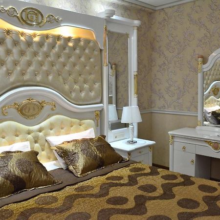 Готель Elegant Boutique Rustaveli Тбілісі Екстер'єр фото