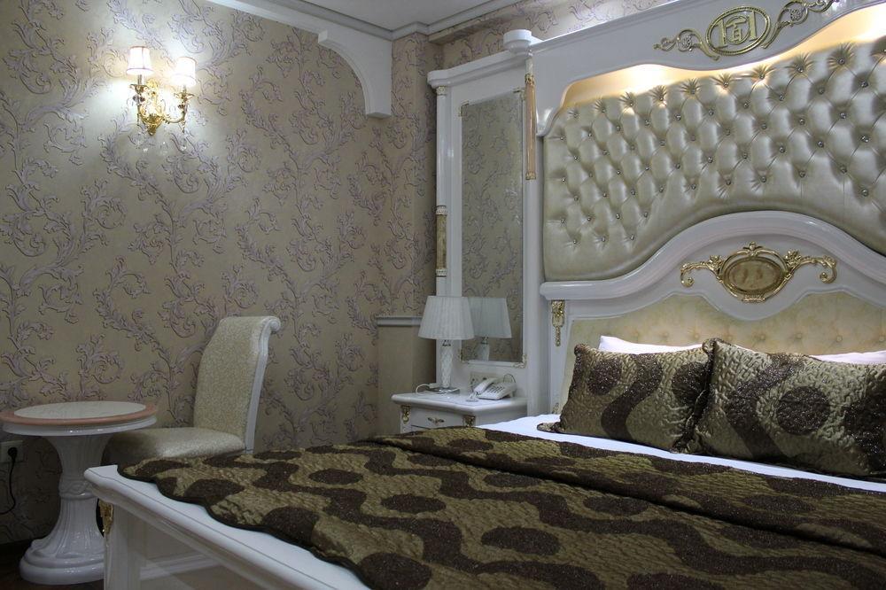 Готель Elegant Boutique Rustaveli Тбілісі Екстер'єр фото