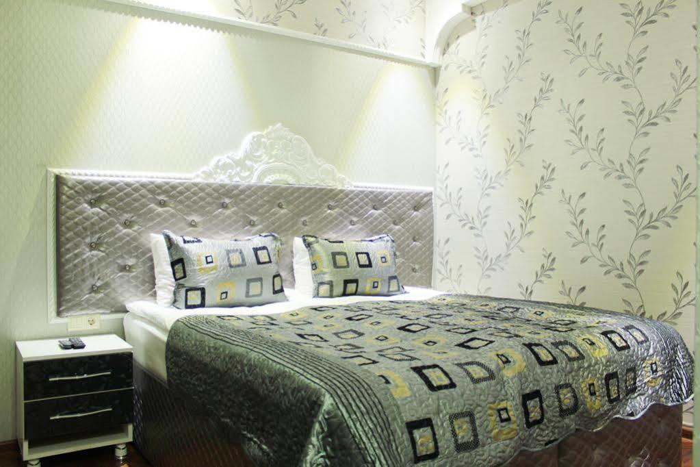 Готель Elegant Boutique Rustaveli Тбілісі Екстер'єр фото