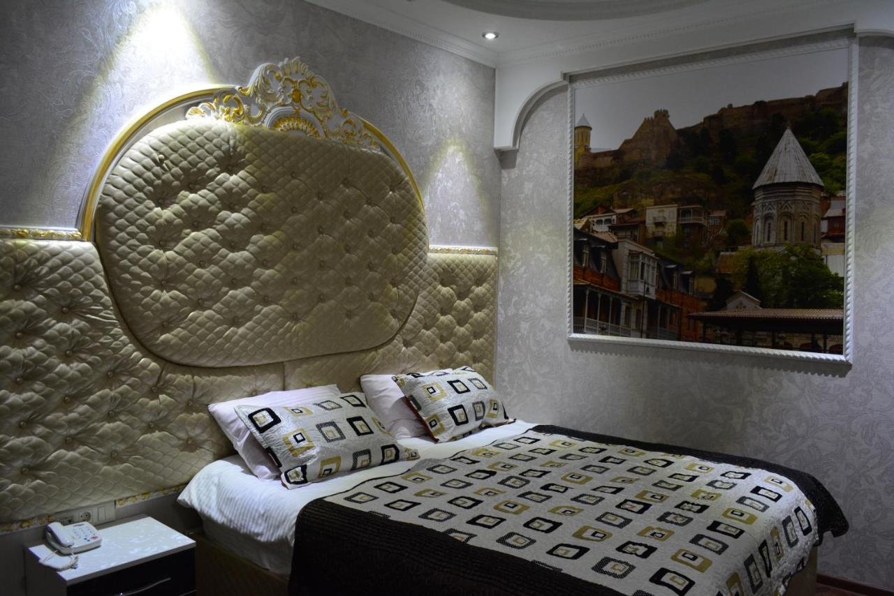 Готель Elegant Boutique Rustaveli Тбілісі Екстер'єр фото